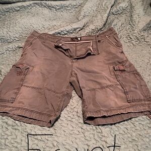 Men’s cargo shorts size 40